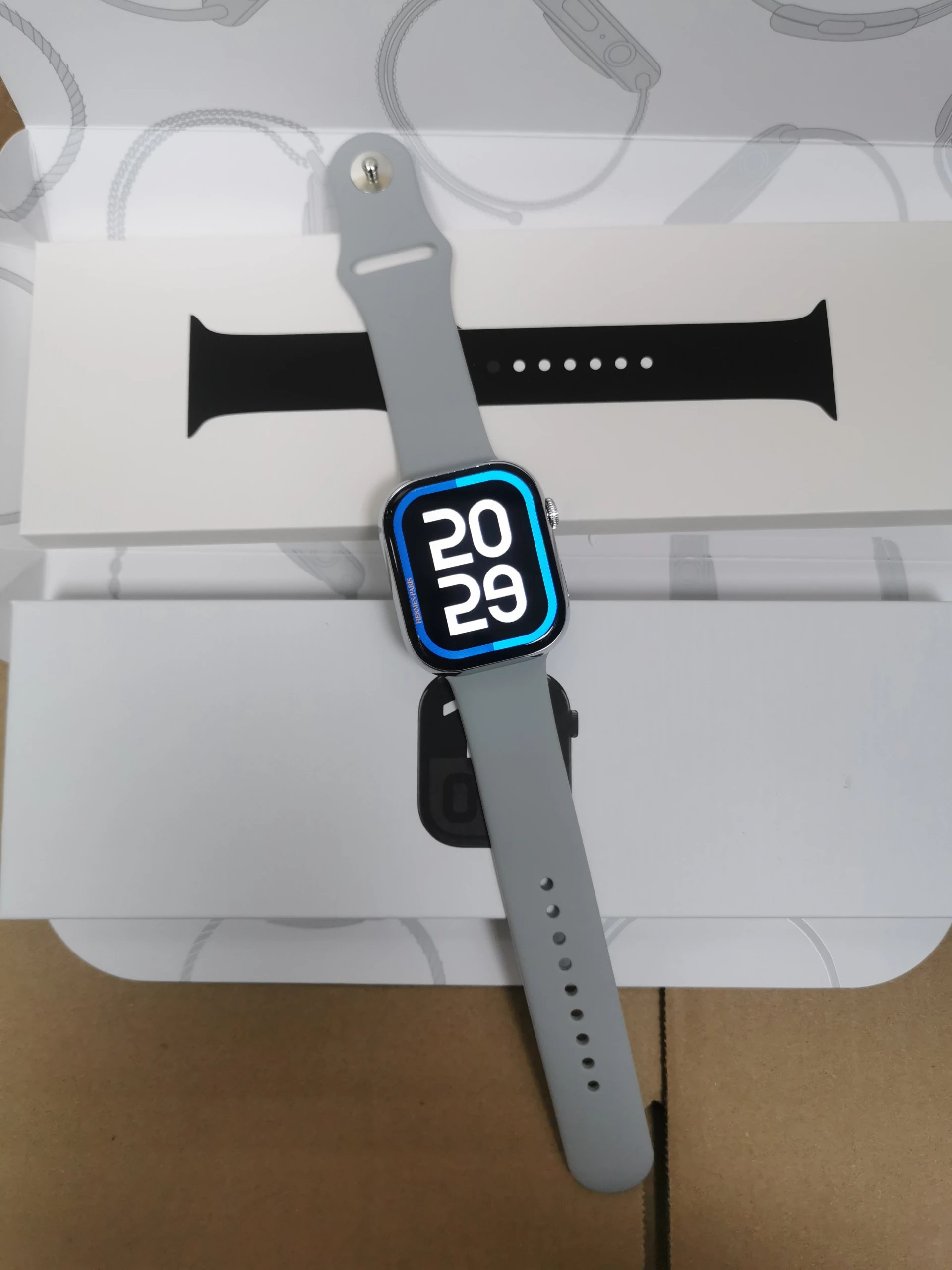 灰色brown 灰色brown