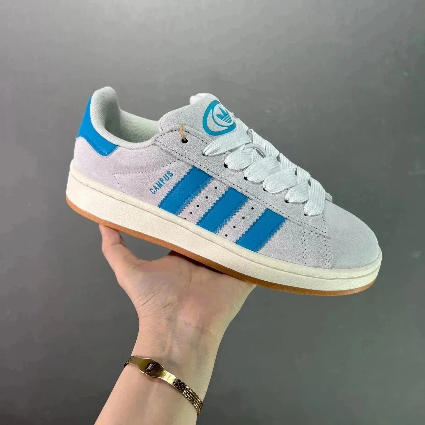 Gray-blue Gray-blue